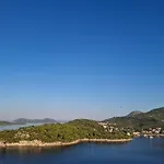 Peaceful Retreat *